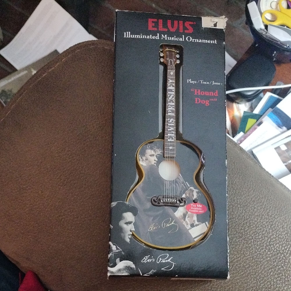 Elvis Presley Illuminated Musical Ornament - Brown